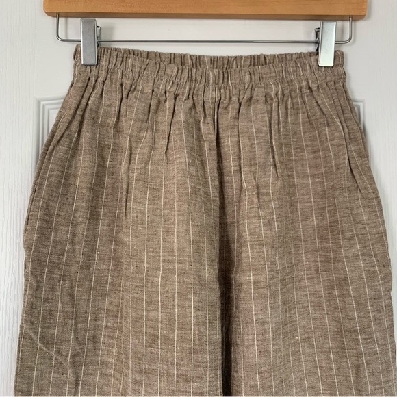 Gallego Desportes | Tapered Trouser in Natural Pinstripe - Linen Pants - Picture 3 of 10